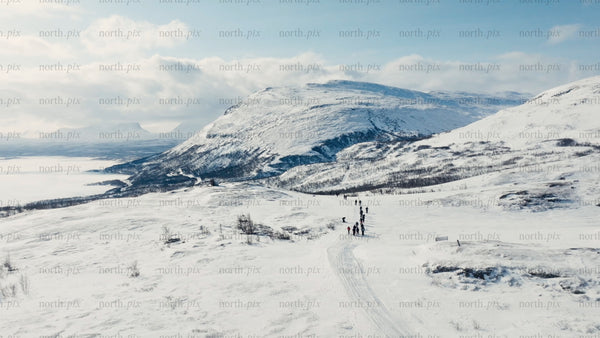 Winter hiking in Riksgränsen: Snowy mountain adventure