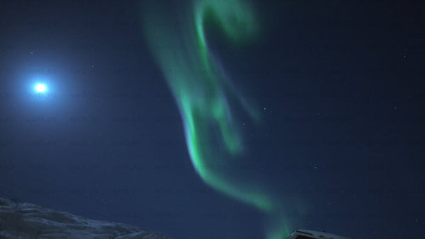 Real-time aurora borealis over Riksgränsen at night