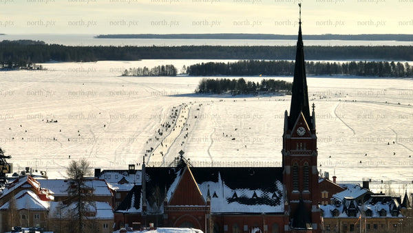Winter in Luleå: Scenic view of frozen Baltic Sea and cathedral