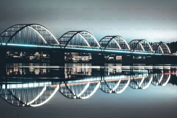 Bergnäsbron bridge at night, Luleå