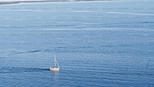 Summer sailing in the junkön archipelago, Luleå̊: A coastal drone view