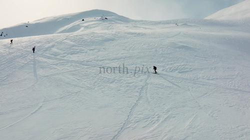 Skidåkning och snowboard i Riksgränsen, Sverige: Ett vinteräventyr