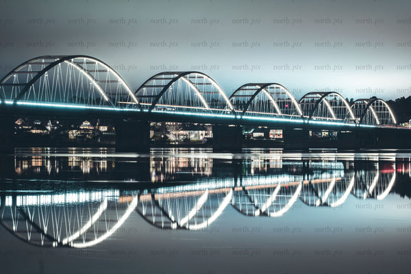 Bergnäsbron bridge at night, Luleå