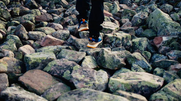 Hiking in Luleå: Walking on rocky terrain in Bälingeberget
