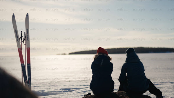 Winter picnic in the Luleå archipelago: A scenic break during cross-country skiing