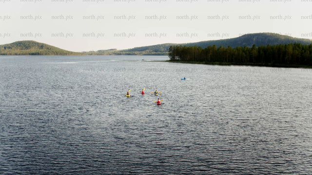 Kayakers on a summer day in Luleå