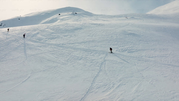 Skiing and snowboarding in Riksgränsen