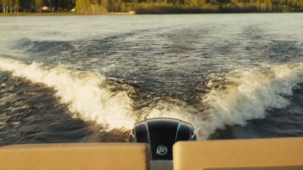 Summer evening boat trip in Luleå archipelago: A golden hour POV